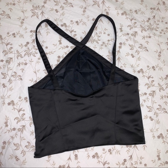 ASOS halter crop satin top - Picture 4 of 4